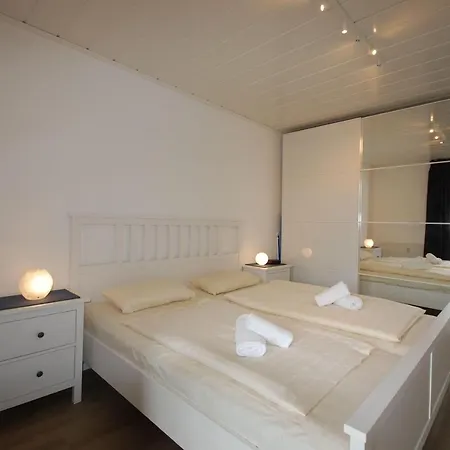 Appartement-Neptum-Seeblick-Str-132 샬베우츠